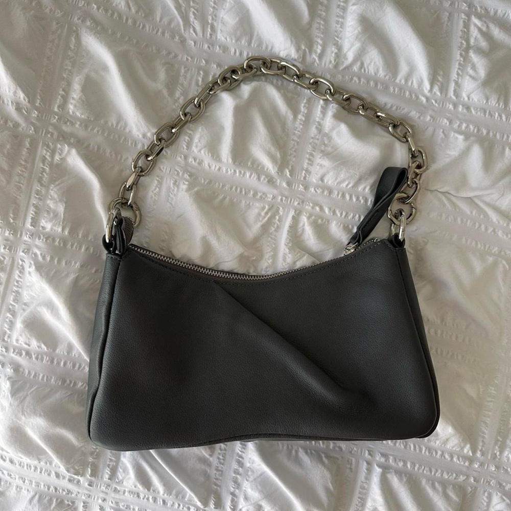 Elegant Gray Chain Shoulder Bag